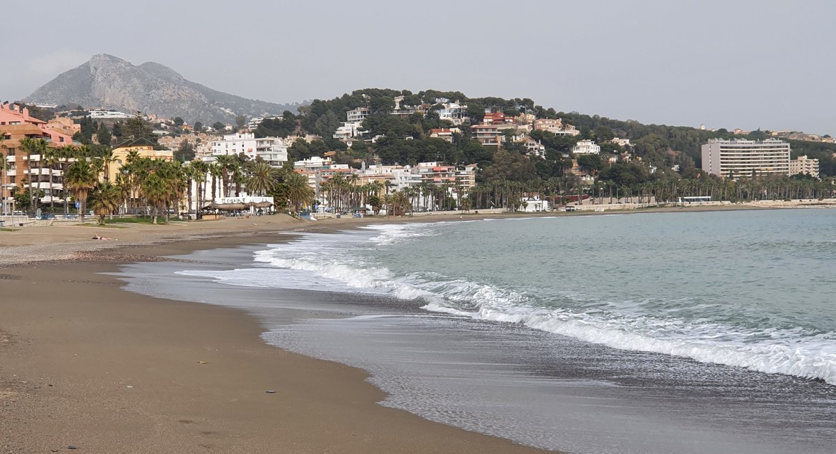 Best decision ever this year: leaving #Germany and start working remotely from #Malaga, Spain. 

Booked two weeks, already extended to three.

Lovely people, open restaurants, sun and waves. 
Wear a mask, keep the distance. 
Be positive, stay negative.

#homeoffice #remoteworking