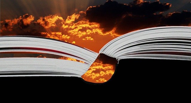 LBS_LibraryTeam's tweet image. Mental health is paramount - books may be able to offer some help. The LBS library has a wellbeing collection. So LBS folk - take a look - you can read the e-books now.   bit.ly/3sNLiy2  #UniMentalHealthDay  #mindfulness #LBSlibrary