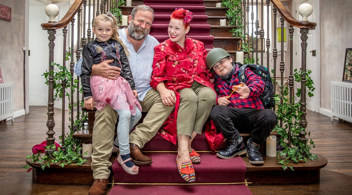 SheffCityHall's tweet photo. 💥ON SALE NOW 💥 

Dick &amp; Angel Strawbridge, the stars of Channel 4 hit ‘Escape to the Chateau’ are coming to Sheffield City Hall on Wednesday 9 February 2022 and tickets have just gone on sale! Be quick, tickets are selling fast 🎫 

https://t.co/6vNHPDkKMx https://t.co/uDG7viIbNt