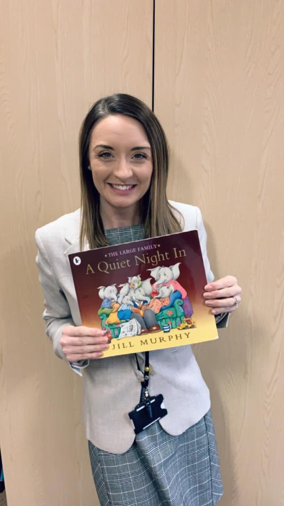 WSHEnglishHub's tweet photo. Here’s our lovely Literacy Specialist, Hannah, from our amazing Hub School @WSHacademy sharing her favourite book ‘A Quiet Night In’ by Jill Murphy. 

This was one of Hannah’s favourite books as a child too! I bet lots of you remember this story! 📚 https://t.co/PLkJbhhj9e
