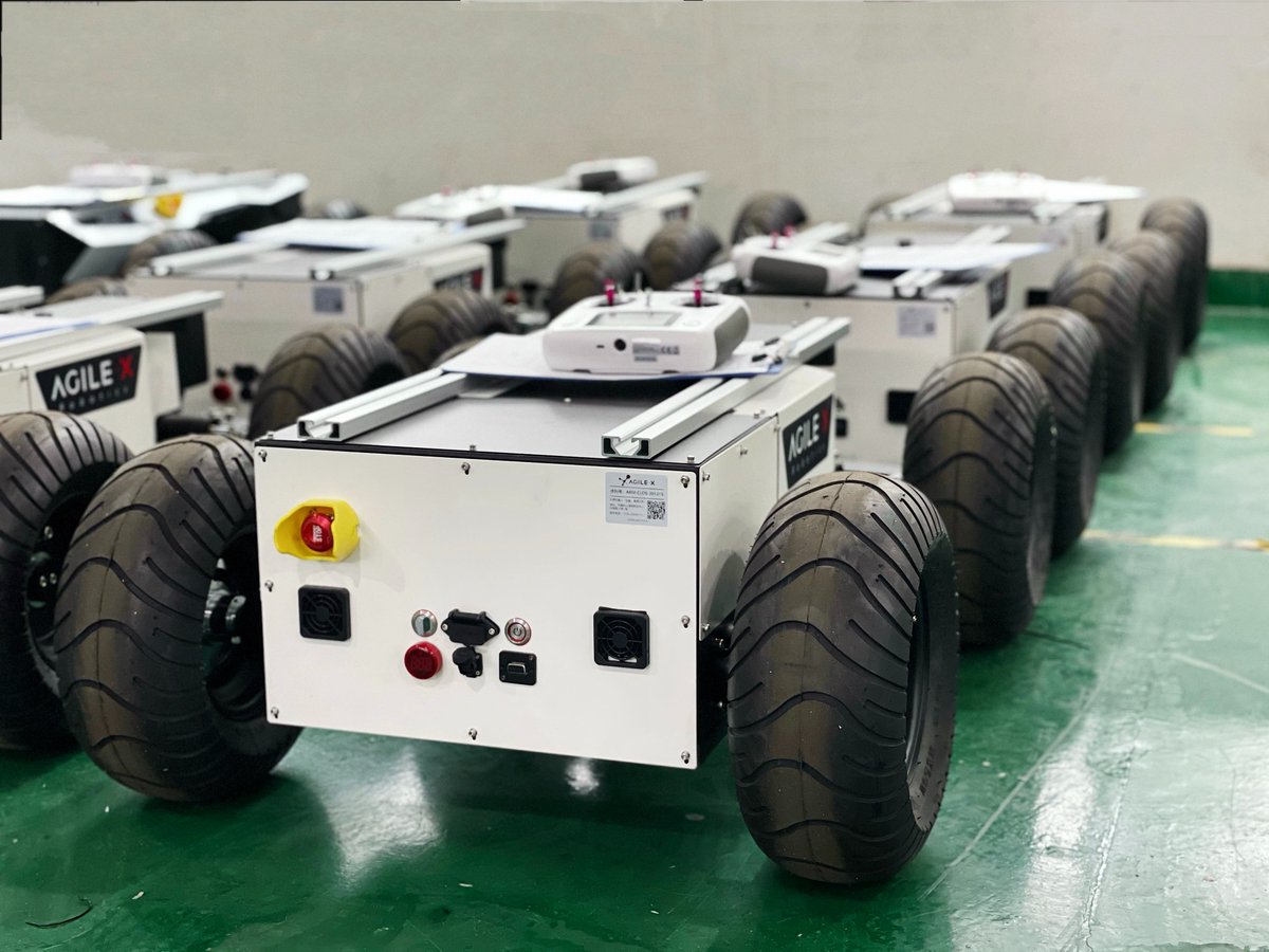 AgileX_Robotics's tweet image. In China, we always like to say&quot;一年之计在于春&quot;, it means the whole year&apos;s work depends on a good start in spring. many robot platforms are ready for shipping to our domestic and overseas customers, feel free to contact AgileX for any urgent inquiry. #agilexrobotics #robotics