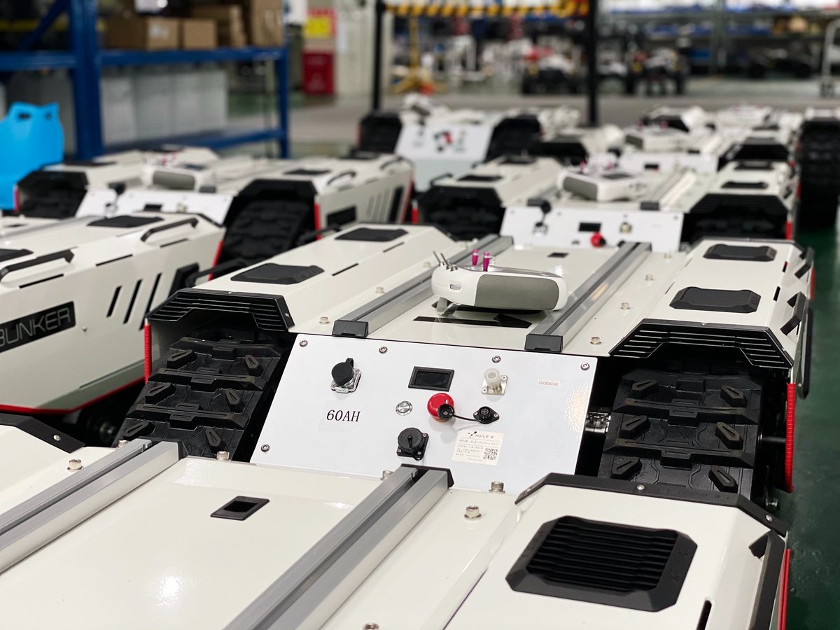 AgileX_Robotics's tweet image. In China, we always like to say&quot;一年之计在于春&quot;, it means the whole year&apos;s work depends on a good start in spring. many robot platforms are ready for shipping to our domestic and overseas customers, feel free to contact AgileX for any urgent inquiry. #agilexrobotics #robotics