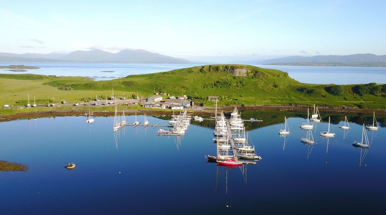 Harbaapp's tweet photo. “Harba helped us to increase productivity as well as to improve our customer experience through quick and safe payments and check-in. Our boaters love it 😍!” – says Samantha King, Director at Oban Marina.🏴󠁧󠁢󠁳󠁣󠁴󠁿

Read more here: https://t.co/m29erXtbJR

#marinasoftware #happycustomer https://t.co/6QJJuB26C3
