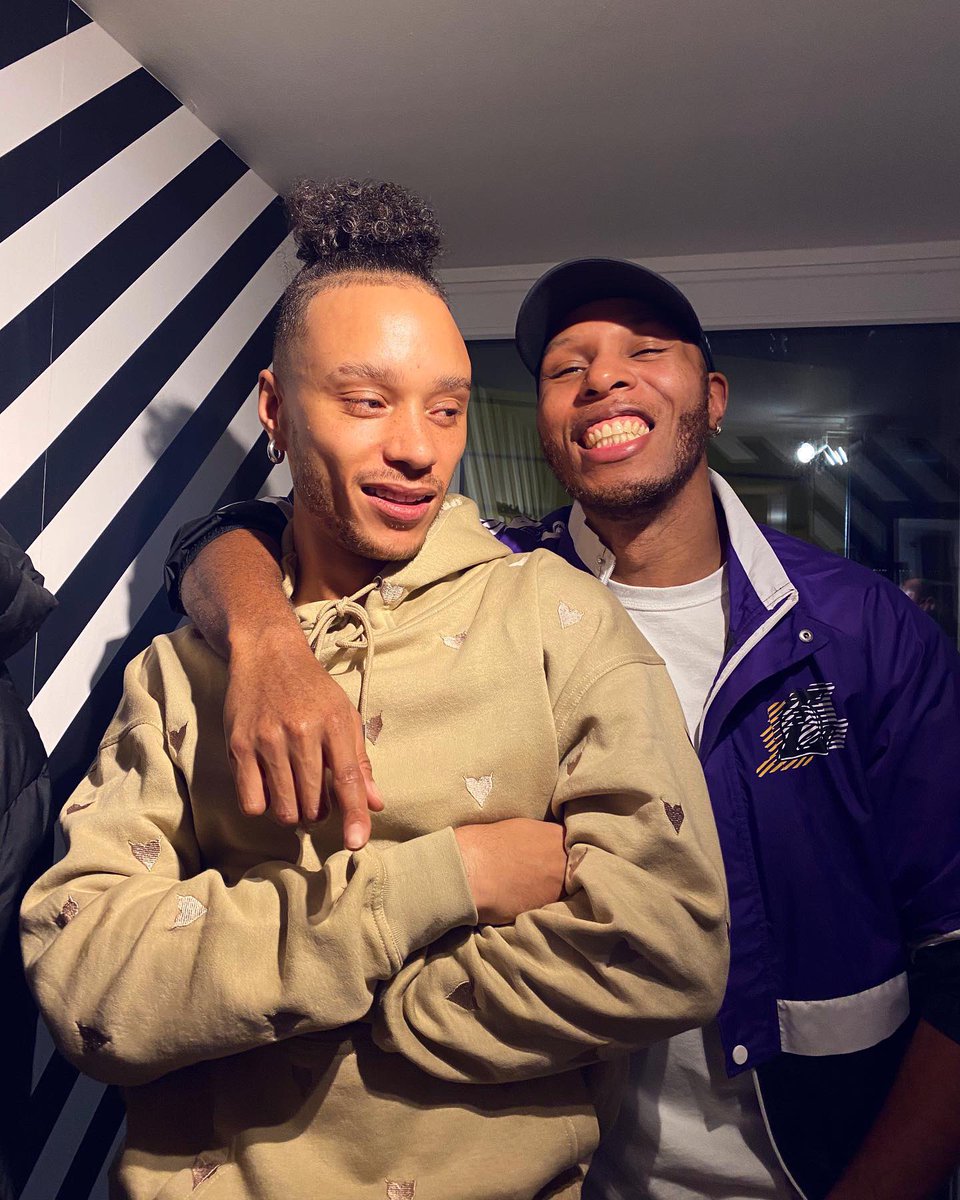 MarkAshleyD's tweet photo. Smiling from the heart! Thanks to yesterdays guest @iamsxmson &amp; @pauloberberan for joining me for a really fun show &amp; BIG LOVE to @tyxwright who just helps me in so many ways in front &amp; behind the mic! 

Yesterday’s #ItsaMADting show on @EXTproject is available now on @mixcloud https://t.co/u574fcqRjP