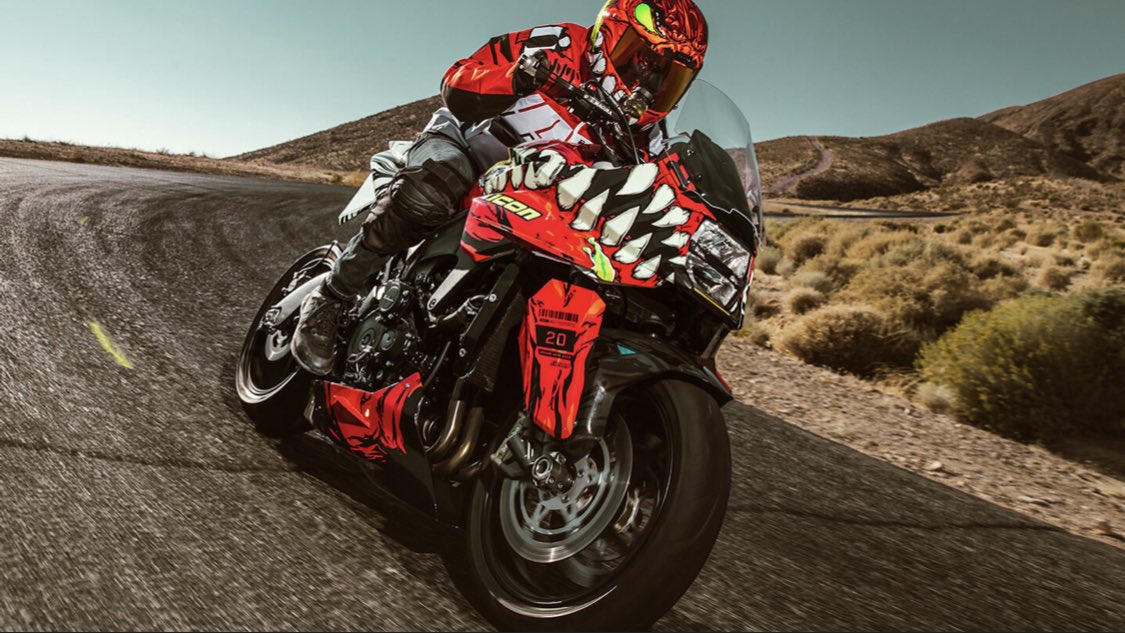 sosz1000iconman's tweet image. 刀MANIK'Rが受けたのか！
赤だけ本国で売り切れとのこと
afgmotoでSとMの在庫終わったら7月…欲しい人は急いだ方がよろしい！
#iconmoto