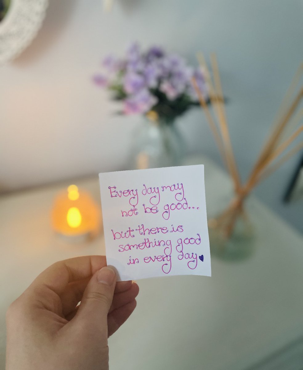 ExeVPOpps's tweet photo. The wonderful @ExeterNightline are relaunching their Positive Post-its initiative where you can share a positive quote, a message or even a little drawing. Make sure to tag Nightline and use the hashtags #UniMentalHealthDay and #ExeterPositivePostits 💙 https://t.co/SXhWnkUtQu