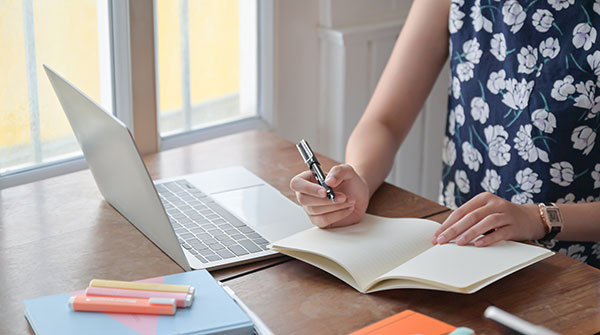 LTAcademyCU's tweet photo. LinkedIn Learning is being made available to @cardiffuni staff and students. To show you what LinkedIn Learning has to offer, we're hosting two introductory sessions this month:
Student session (24 March)-  https://t.co/ka0CORilSx
Staff session (31 March)- https://t.co/25bSdKttpw https://t.co/DjBiKeMNjb