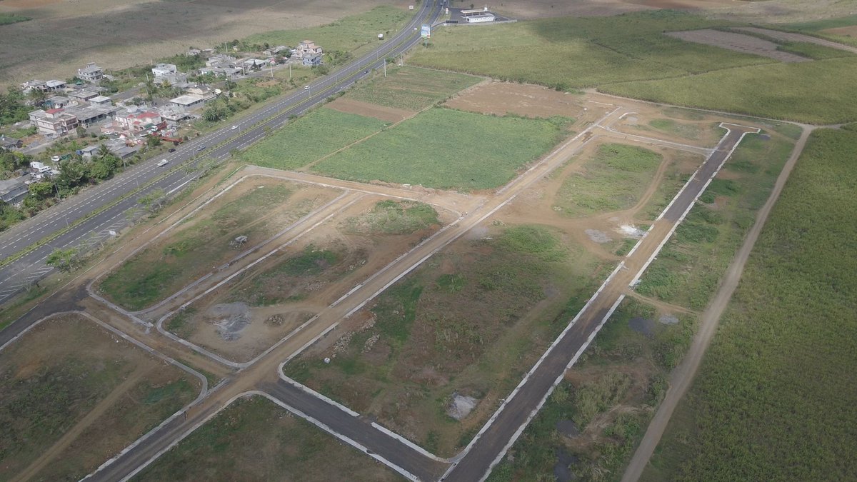 noudeal's tweet photo. ⚠️ Land for sale Updated New Morcellement Rose Belle Sea View. 3min to Plaisance Shopping Mall Rose Belle. Only a few plot left Residential 6.50p, 7p , 8p, 9p Available. Commercial Plot 14p - 45 Perches Available. Call us now for a site visit + (230) 5904 0668 #Mauritius https://t.co/UIUdK0sAoW