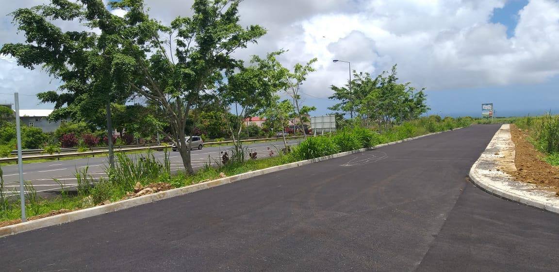 noudeal's tweet photo. ⚠️ Land for sale Updated New Morcellement Rose Belle Sea View. 3min to Plaisance Shopping Mall Rose Belle. Only a few plot left Residential 6.50p, 7p , 8p, 9p Available. Commercial Plot 14p - 45 Perches Available. Call us now for a site visit + (230) 5904 0668 #Mauritius https://t.co/UIUdK0sAoW