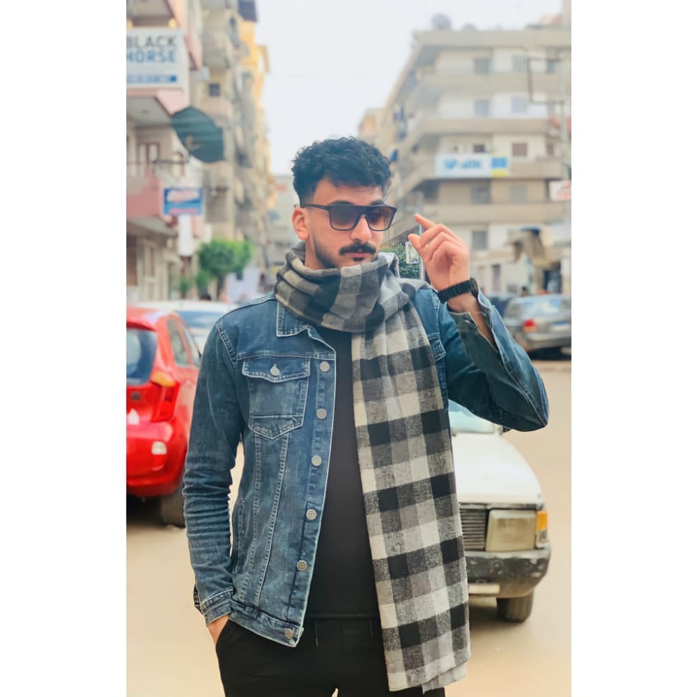 Qandel0's tweet photo. تلاشانى عشان انت عارف انا هضرب ب اى . https://t.co/yIWvb4ro7u