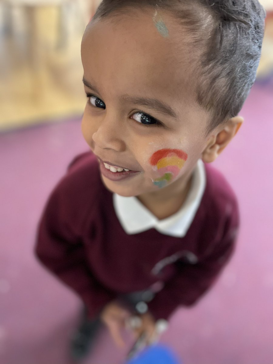 LauraFr79681196's tweet photo. Here are some more beautiful rainbows. @StMarysMossSide https://t.co/0ivaOvhqJM