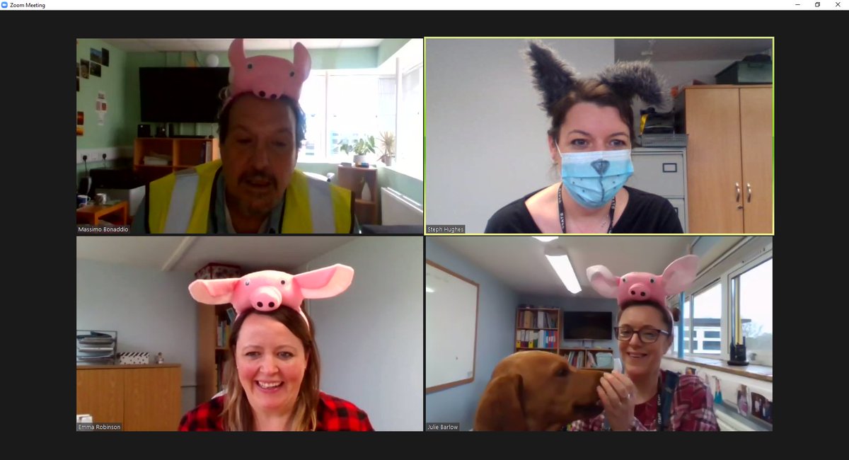 Virtual SLT meetings are still going ahead in character for #WorldBookDay2021.
#ThreeLittlePigs #TheBigBadWolf 
There was also a surprise guest appearance from Eli the #SchoolDog!
#BlaisePrimarySchool