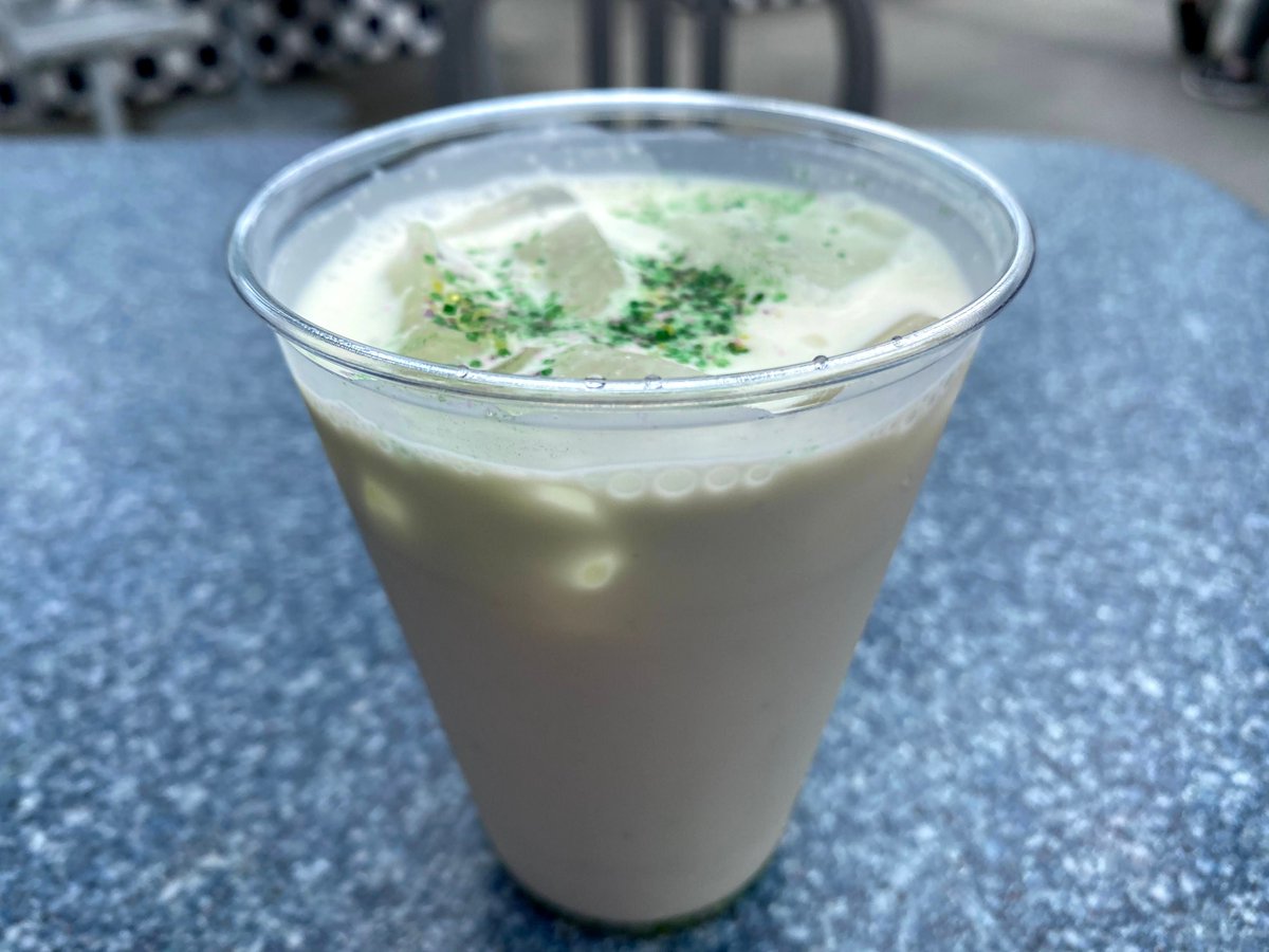 #ThirstyThursday Kings Milk. Available @mardigras at Universal Studios Florida. There's still Time to get yours. #instago #travelingram #travel #travelagent #instatraveller #vacationmood #instatravelgram #travelabout #travelgram #travelers #adventurer #alwaysbookwithawizard