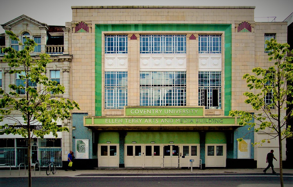 SAVEtoReuse's tweet photo. 📽️💪Coventry's historic former Odeon, now known as The Ellen Terry Building, set to be transformed ♻️ Opened in the 1920s, it was Coventry's first 'super cinema', seating 2,500 people ➡️https://t.co/IoO8ygCP4U https://t.co/g7h1GcxbM7