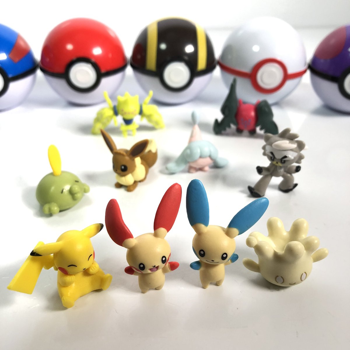Pontv على تويتر ポケモンゲットコレクションズ キャンディ ボクとキミとみんなのポケモン 全10種 開封 モンスターボール Pokemon Get Collec T Co 9c21yxcnpa Youtubeより