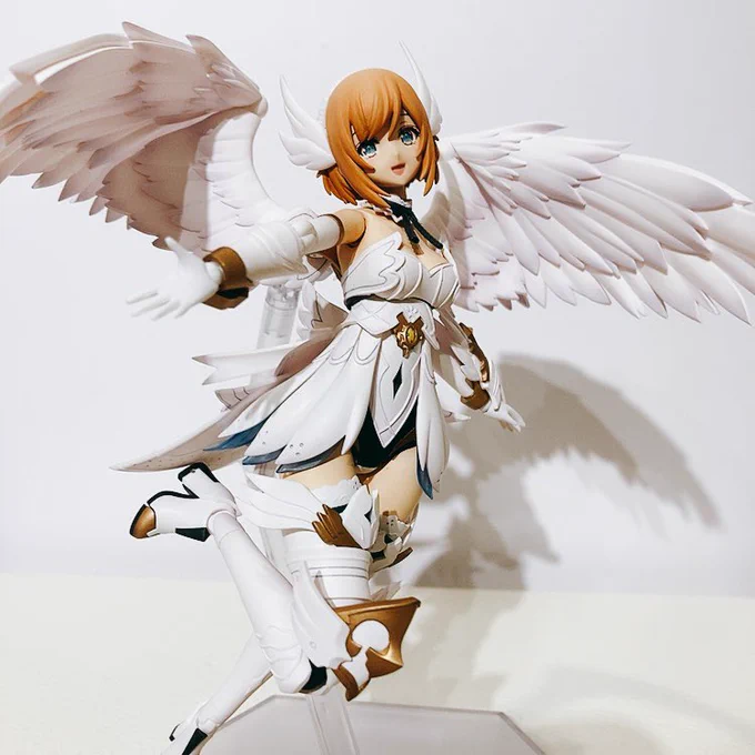 アルカナディアのルミティアちゃん!フィギュアじゃなくてプラモデルです!相変わらず羽根がすごい😭🙏
是非個展会場にて生で見てみてくださいね! 