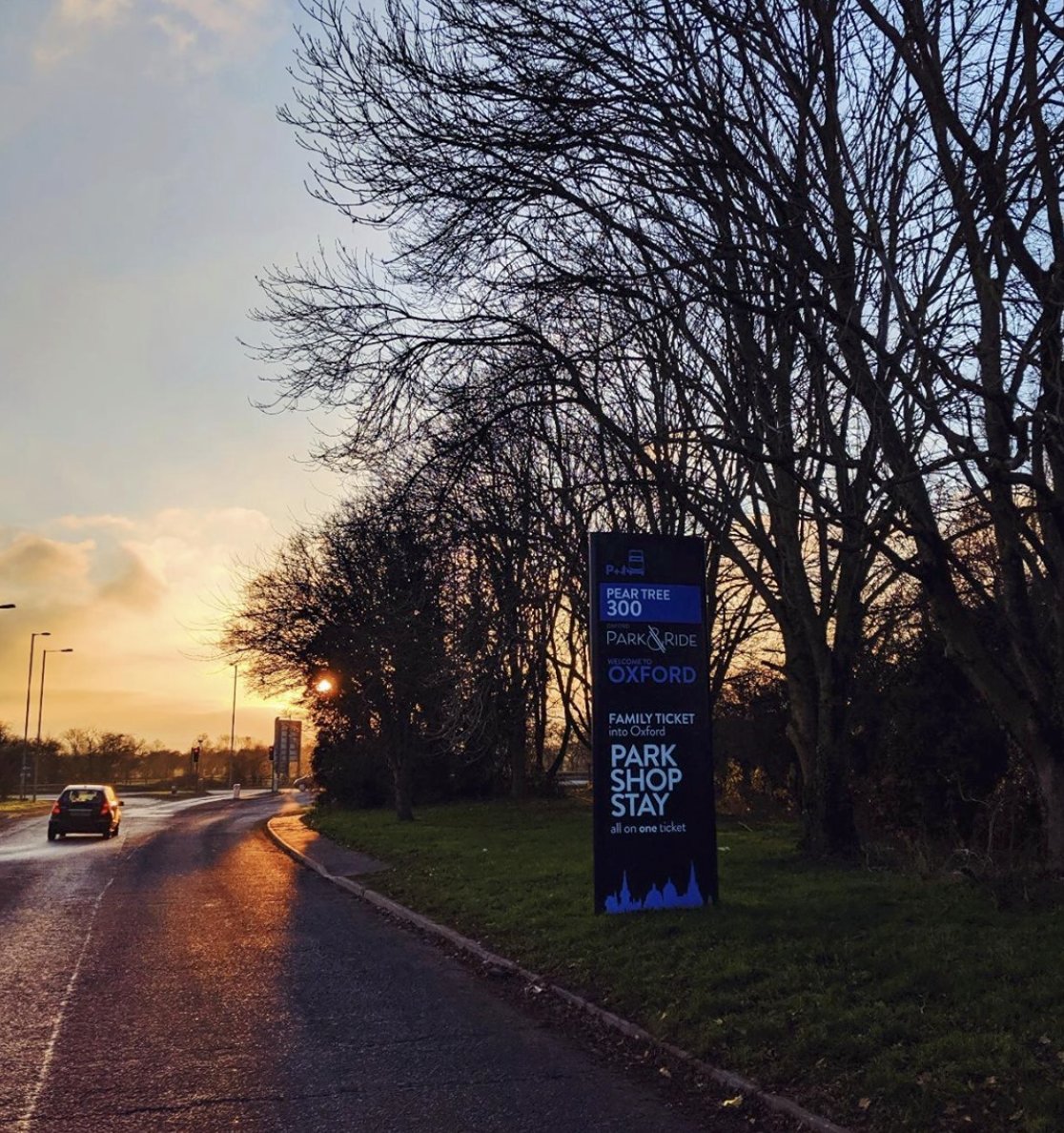 HIOxford's tweet photo. Did you know we're only a short walk from the Pear Tree Park &amp; Ride bus service?! It's only a 10 minute journey into the City Centre! 😮👌 https://t.co/uVjEUJ7LOv