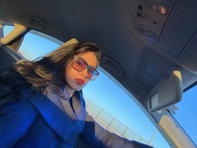 Good morning everyone on my way to pick up Bammers meds. I try to beat the traffic! #hairporn #hairfetish<a href="/tag/morning"class="tags"><span>#morning</span></a><a href="/tag/hairporn"class="tags"><span>#hairporn</span></a><a href="/tag/longhair"class="tags"><span>#longhair</span></a><a href="/tag/earlybird"class="tags"><span>#earlybird</span></a><a href="/tag/hairfetish"class="tags"><span>#hairfetish</span></a>