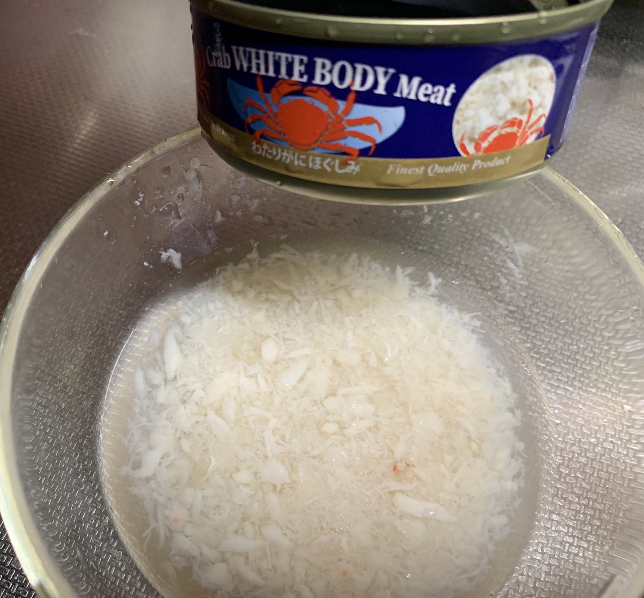 市田 100円のカニ缶買ってみたら中身こんな感じだった なんかに混ぜる用のやつですね T Co 22qoc7x0ow Twitter