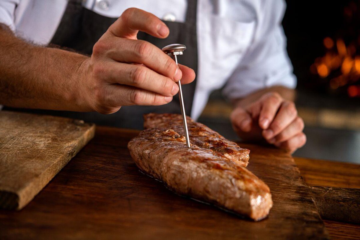 ncpork's tweet image. For a perfectly juicy, tender cut of meat, use a meat thermometer. Cook whole muscle cuts like pork tenderloin to 145°F and let rest for three minutes. Ground pork or sausage should always be cooked to 160°F.