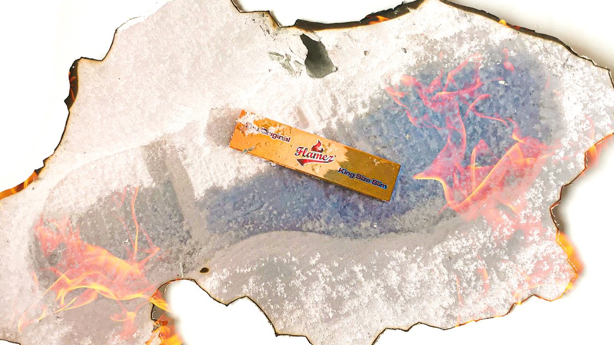 flamezproducts's tweet photo. Let is snow, let it snow!  These Flamez will never die. 🔥

#FLAMEZ
🔥 🔥 🔥 🔥 🔥 
#stoner #stoned #420 #weed #rollingpaper #smokeweedeveryday #stonergear #dutchquality https://t.co/QmF9ED13Km