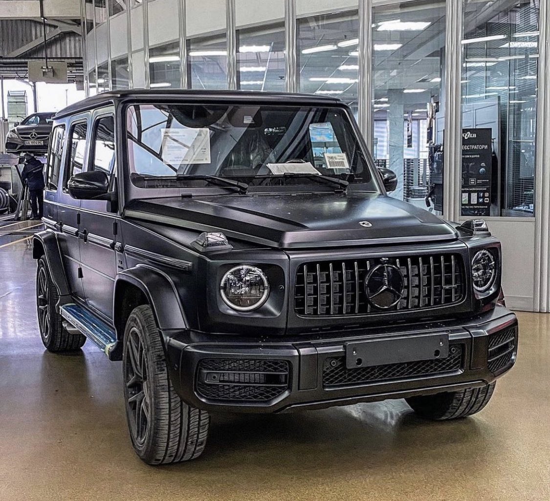 FastCarsWorld's tweet photo. Mercedes-AMG G63 🦍 https://t.co/ahCqiTHhjz