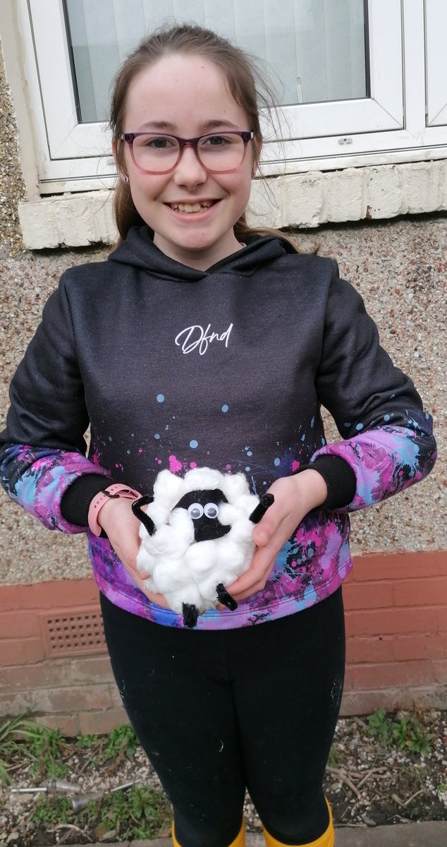 Miss C made shaun the sheep for <a href="/WorldBookDayUK/">World Book Day UK 📚</a> 🐑 @MrsEdwards_VPS <a href="/VictoriaPrimSch/">Victoria Primary</a> #WorldBookDay2021 #potato