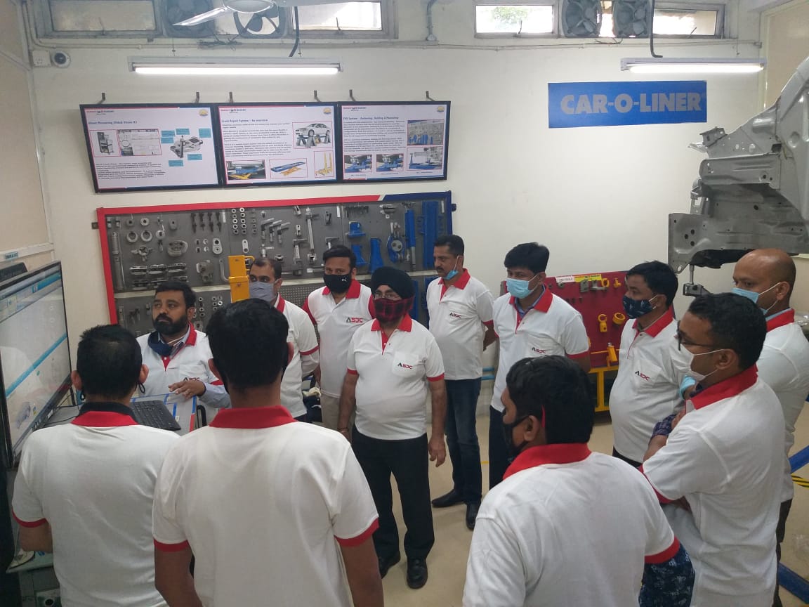 SkillsASDC's tweet photo. ASDC along with @Maruti_Corp organized a Master-Class Jury Certification Program in Autobody Repair skill at Maruti Suzuki Training Academy, Gurugram on 4th-5th March’21, conducted by #WorldSkills Chief Expert, Mr. Dhaval Rajput.

#SkillingIndia #Skilling https://t.co/Ns231okvsY