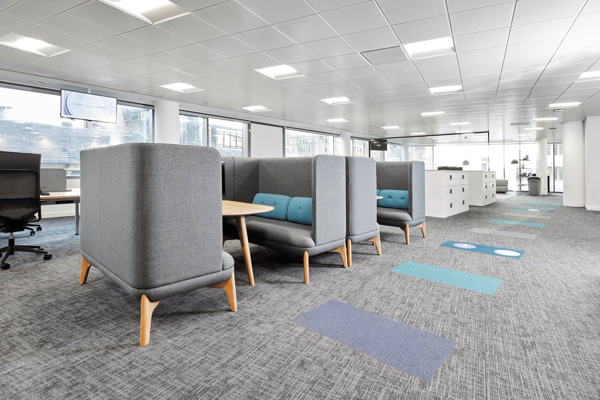 WeAreDenton's tweet image. It&apos;s all in the details... 

For our client Appreciate our brief was to ‘provide joy’. Colour combinations and textures and materials, with a bespoke mural of the Liverpool skyline in the breakout area installed by Michael Wylie (Sketch Book Design)

#DesignEthos #interiordesign