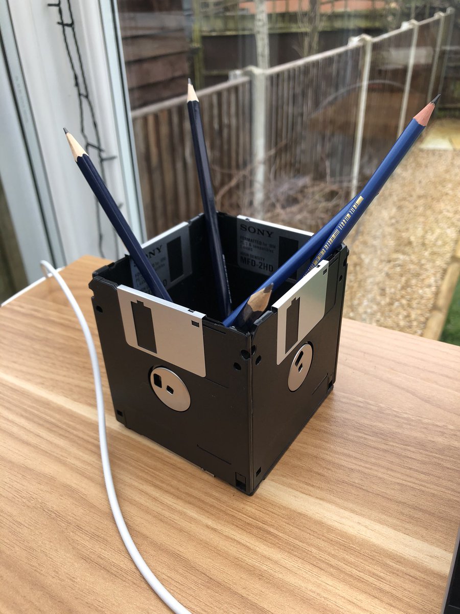 Paul Thomas tweet media