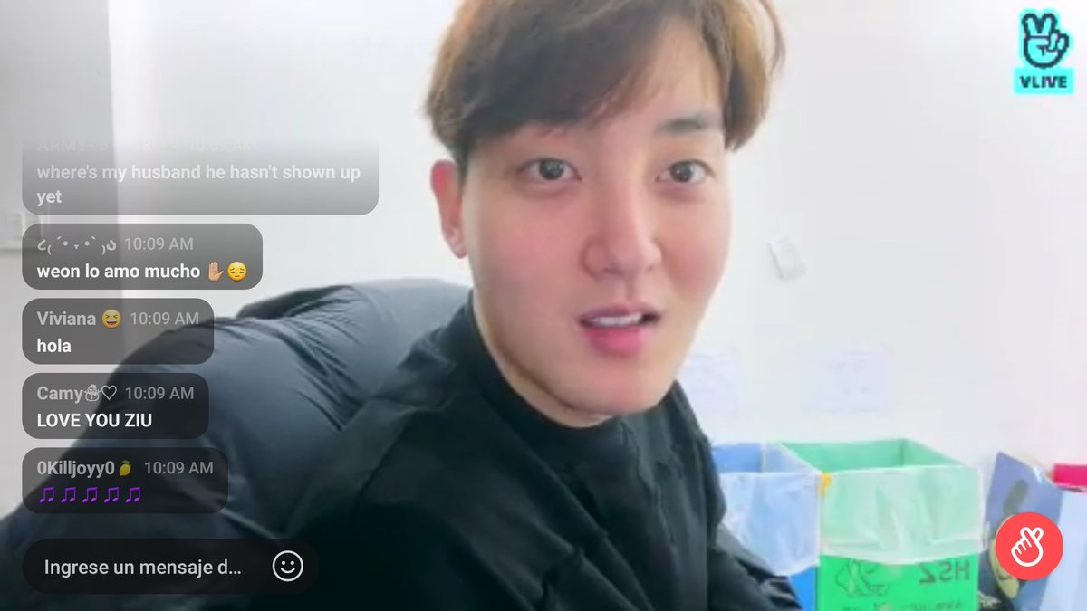 PamecmF's tweet photo. Day 39 - Hi baby! #ziu Yesterday was a beautiful day, you did live chat, it occurred to me to tell you to do a live and you did it ❤ It was so nice to see you, I missed you so much, many days without seeing you 😪 I appreciate that live, you make me very happy 🖤 @VavCash 🤗 https://t.co/GVEaRcLE1f