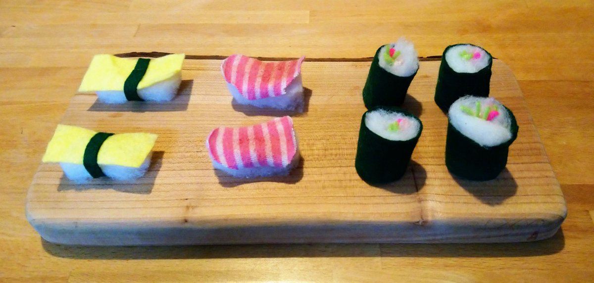 ThomasWPenny's tweet photo. Today's art project by my 12 year old daughter. Felt sushi!
#thingsIloveabouthomelearning https://t.co/PdHz1wP4gH