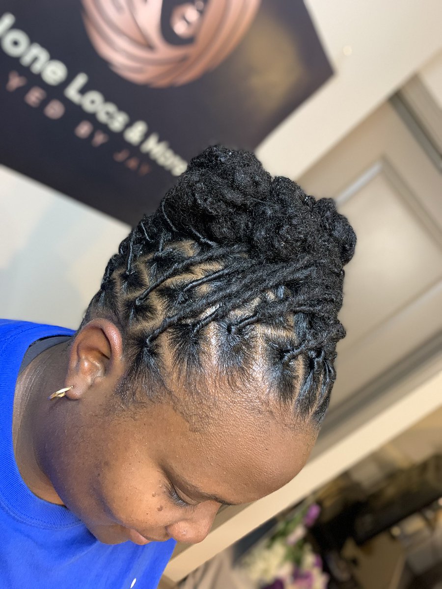 Nx2None_Locs's tweet photo. Nx2None Locs Client Neisha with retwist &amp; updo style. 💕 I keeps the client “Slayed by Jay” Thanks for trusting me @luh.vicious always a pleasure. #Nx2NoneLocs #lotayclient #locretwist #slayedbyjay #locstyles #nx2nonenourishingoil #explorepage #booknow #atlantaloctician https://t.co/JRzs6xu2sq