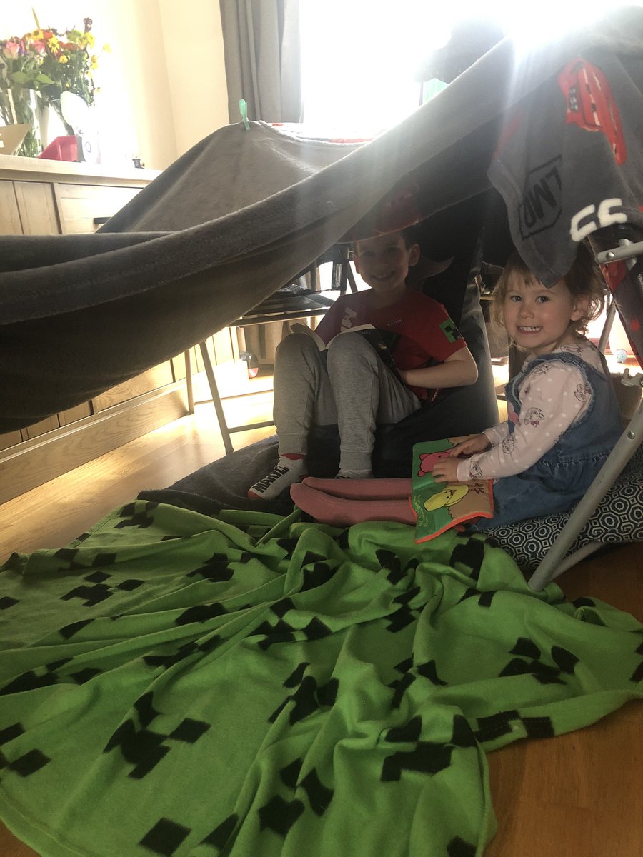 CarolineFit's tweet photo. @SchoolWelton @WorldBookDayUK Alfie and his sister in their reading den! https://t.co/j2NWw71mLw
