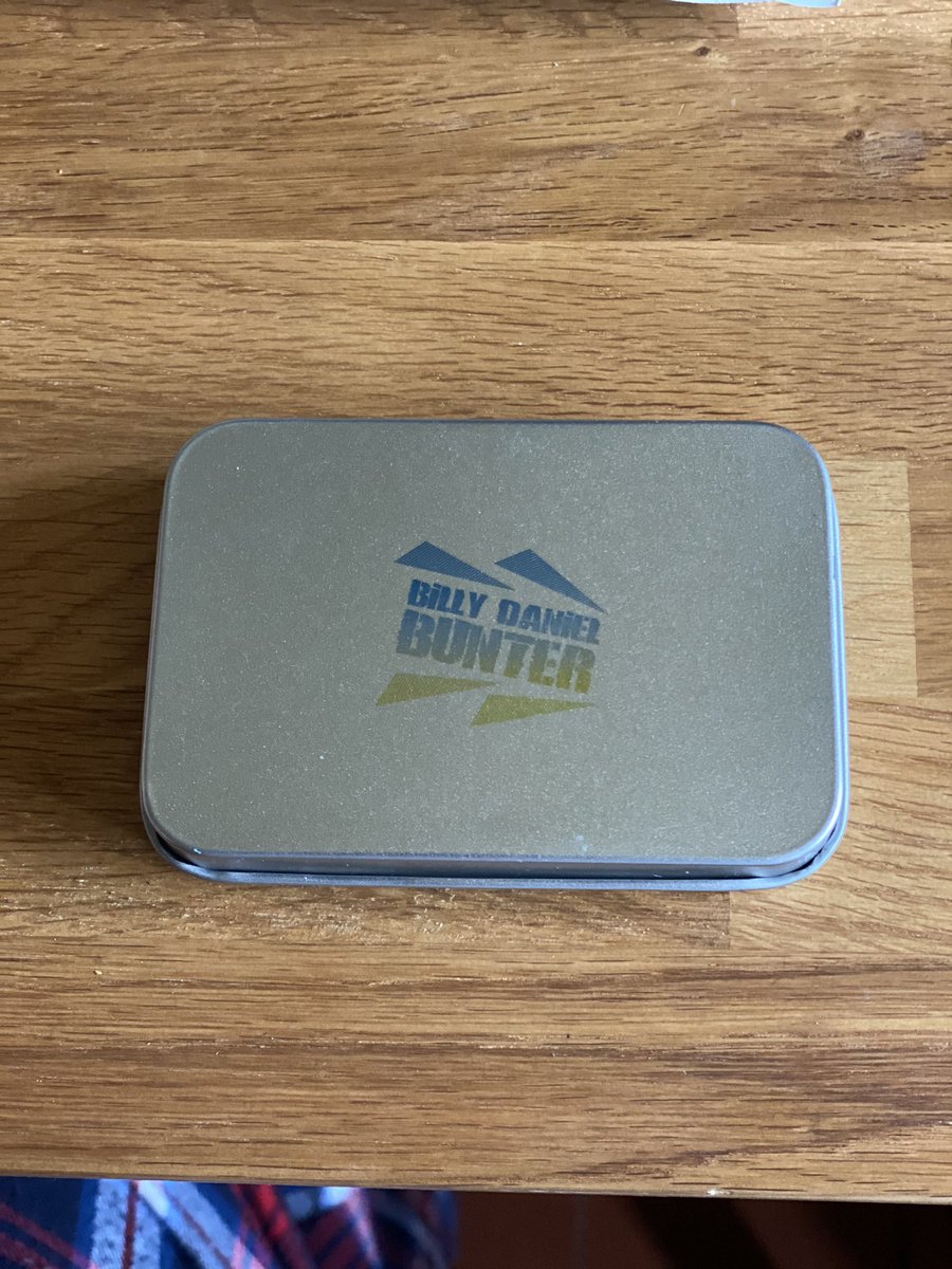 DjWhizzard's tweet photo. Billy Daniel Bunter is one of my all time favourite DJ’s so I was mega excited when this arrived through the post this morning. 😀😁😎#billydanielbunter #memorystick #one #of #my #all #time #favourite #djs #oldskool #hardhouse #hardtrance #jungle #drumandbass #happyhardcore #rave https://t.co/qRm7igkwEc