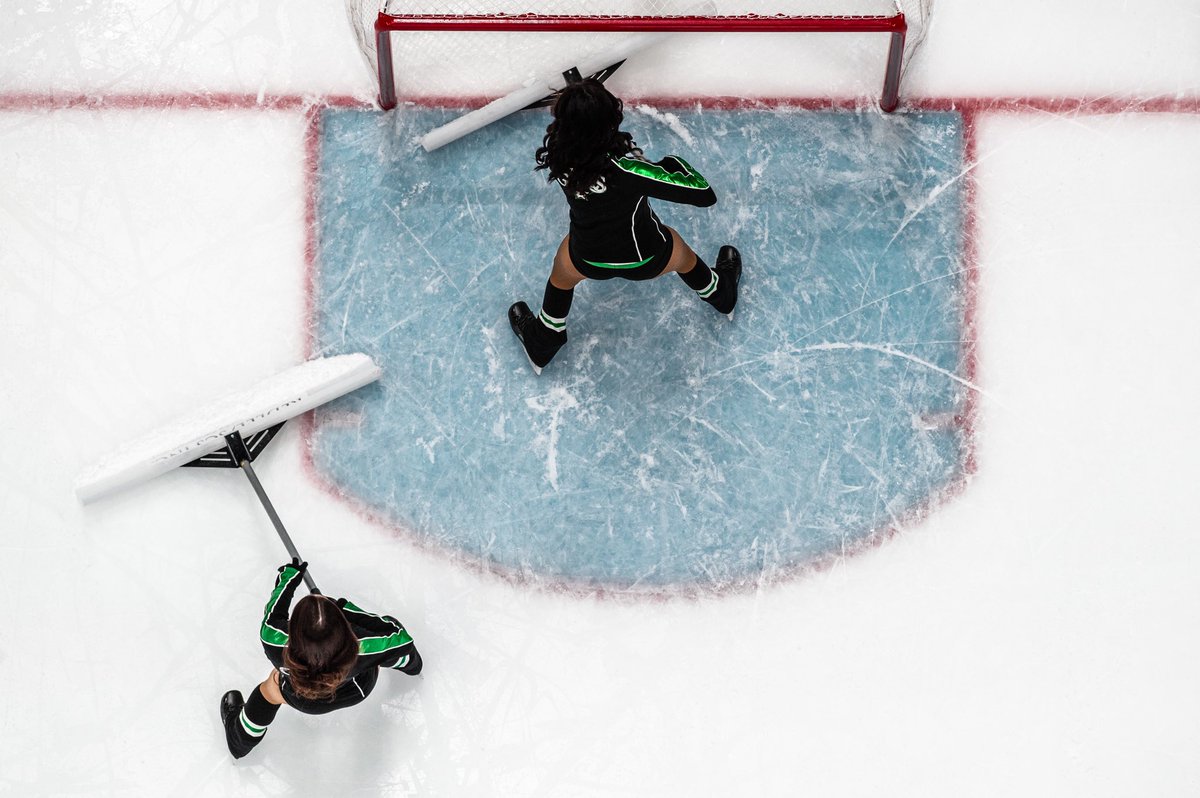 Excited to be back on this ice for another Stars game day!! 💚🌟

@aacenter #hockey #icegirls #gameday #beloudweargreengostars