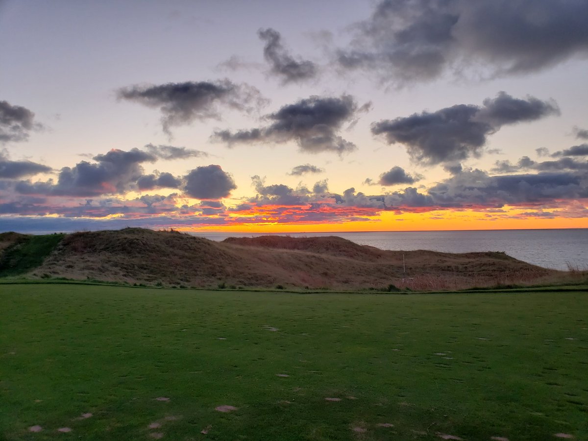 marshallj93's tweet image. first 2: Sunrises in Northville, MI

second 2: sunsets in Arcadia, MI