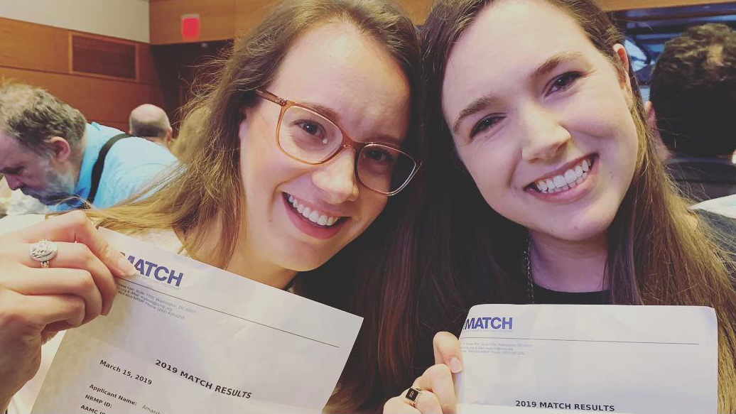 DukeSurgRes's tweet photo. Reminiscing in the lead up to #GenSurgMatch2021...This #TBT features @krisrho93 and @NashtyWoman circa @DukeMedSchool #MatchDay2019 #HowFarTheyveCome #FemmeJARs #AllTheFeels https://t.co/IUAAz3QUao