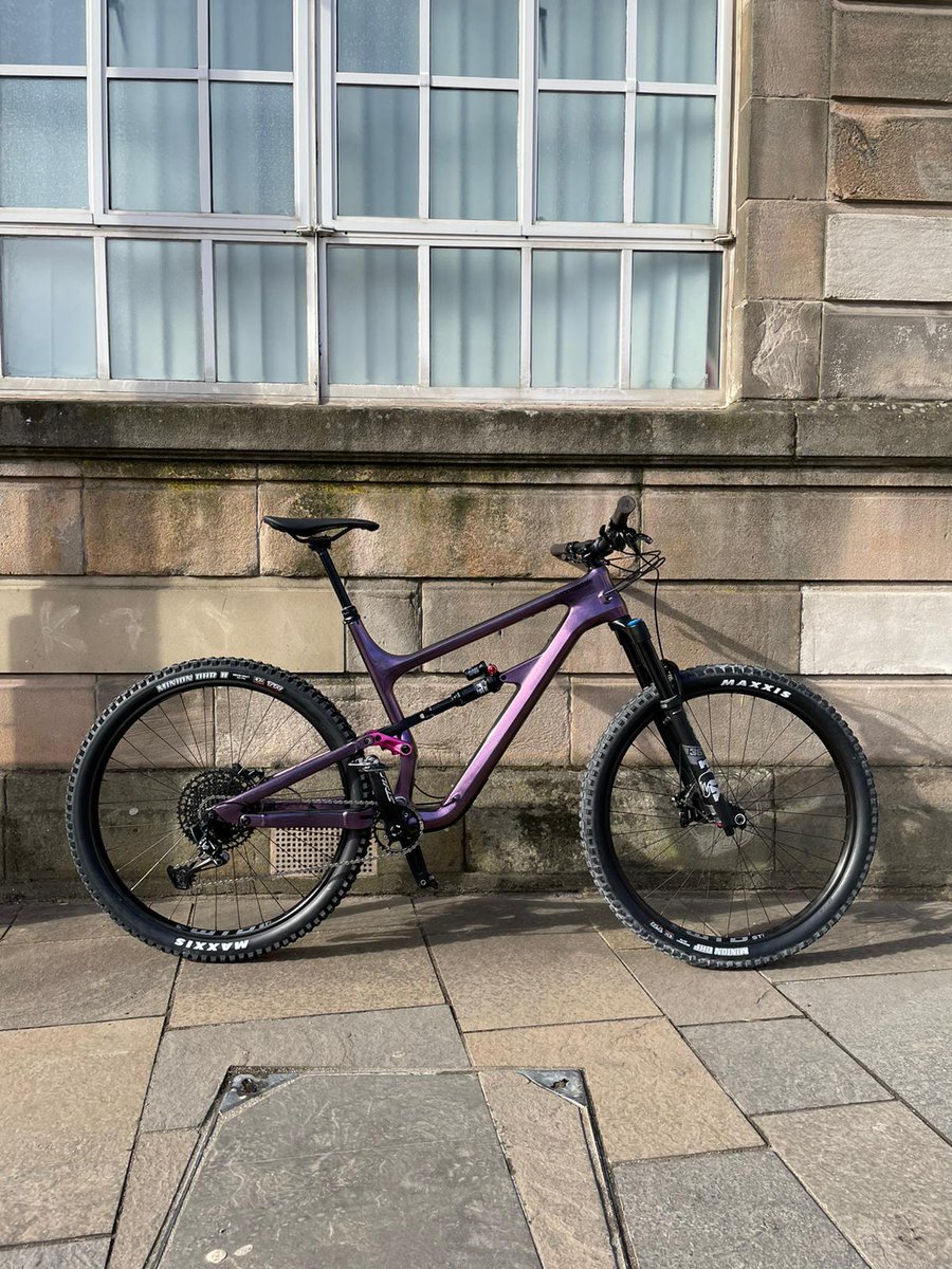bilslandcycles's tweet photo. Check out Josh's brand new Cannondale Habit carbon SE full suspension MTB 😎🚲That shiny rainbow trout colourway gets us every time 🤤

https://t.co/i8d6LV30Ix

#newbikeday #ridecannondale #srammtb #maxxistyres #foxsuspension #hopetechnology #fabriccycling #billybilslandriders https://t.co/dzt0vECSer