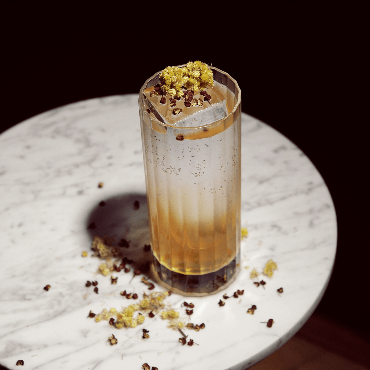 NouaisonGin's tweet photo. Tom Collins

50ml Nouaison Gin Reserve
10ml Yuzu Juice
20ml Chamomile Syrup
120ml Sparkling Water

Revisit your classic ! 

#ExperienceNouaison #NouaisonGinReserve #NouaisonGin https://t.co/deQsQTnZ0O