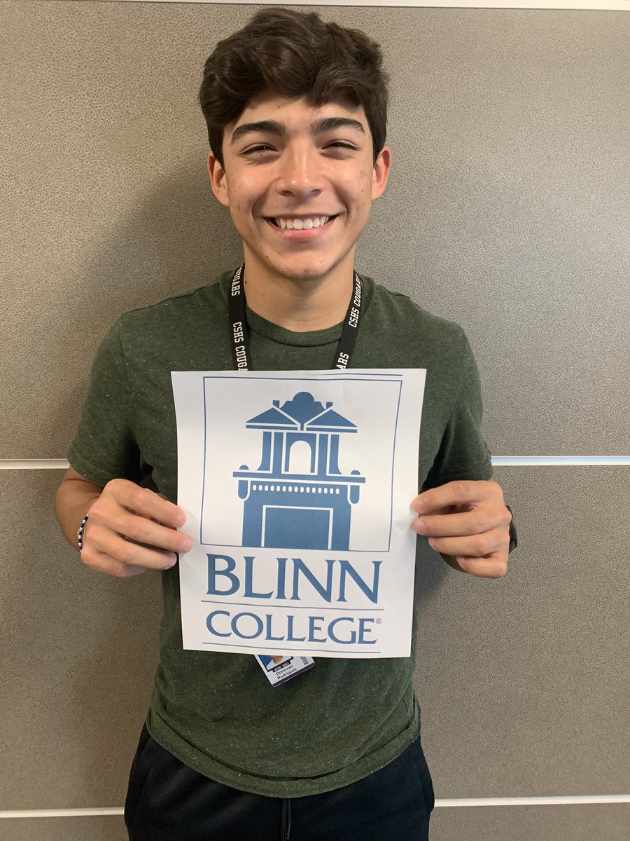 CSHSAVID1's tweet image. CSHS students deciding on their path after high school! @CSISD_AVID