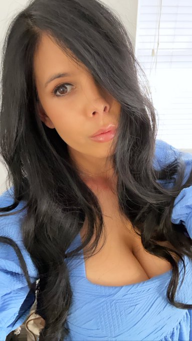 💫 https://t.co/un898CDoAN<a href="/tag/playmate"class="tags"><span>#playmate</span></a><a href="/tag/bunny"class="tags"><span>#bunny</span></a><a href="/tag/missoctober"class="tags"><span>#missoctober</span></a>