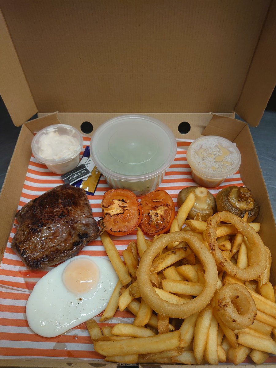 Back delivering from 5-11pm today. 
 Tonight's deal any 2 rump steak meals for £15 
8oz rump steak served with peas, grilled tomato, coleslaw, mushroom, onion rings &amp; a fried egg
📲 Hit the link below or call 01284767499 ( full menu online)

menus.preoday.com/Karooze/#/main…