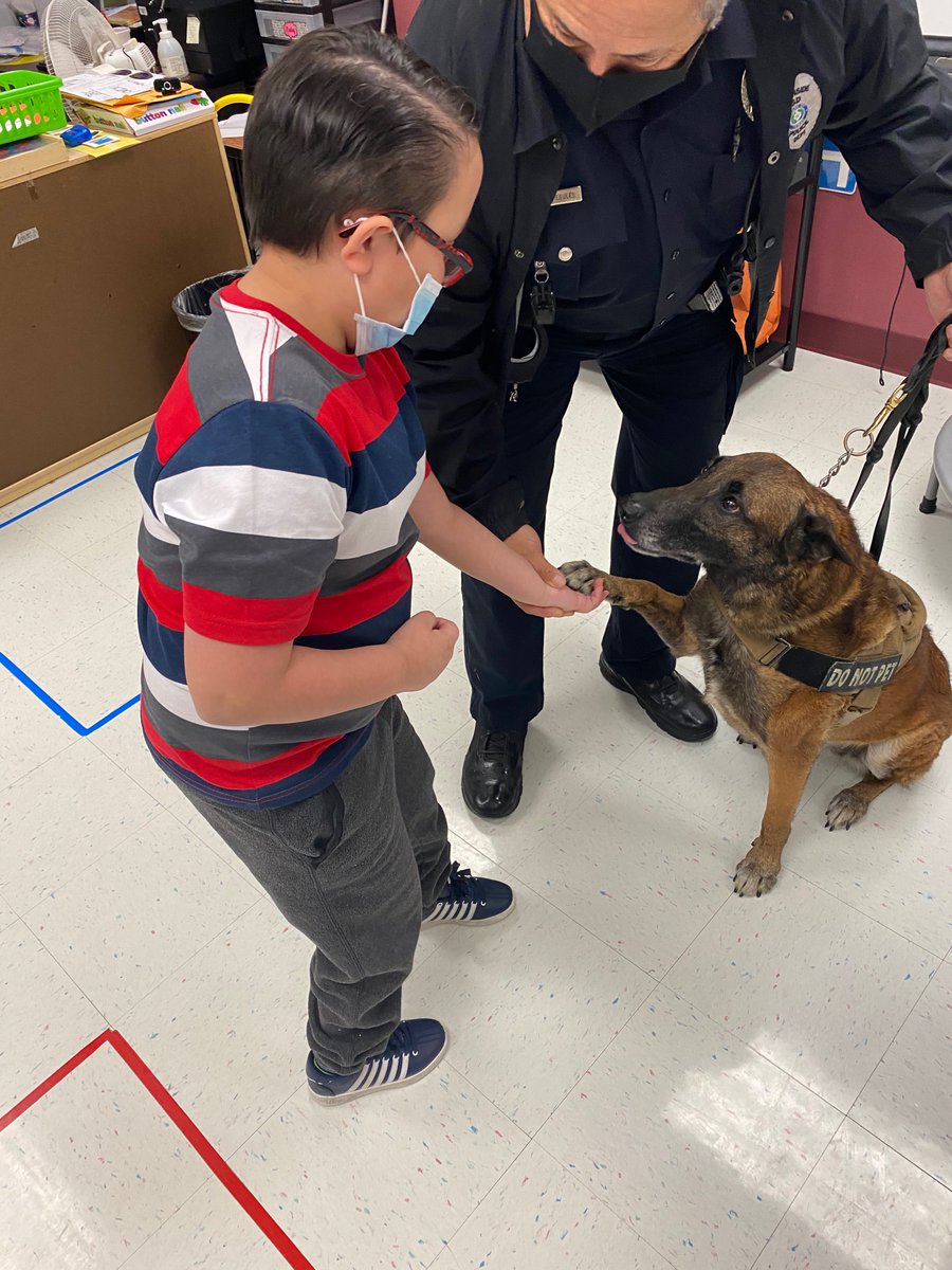 Office Steve #NISDPOLICE literally made my students day! My student wants to be Law Enforcement when he grows up. 
#NISD #northsideISD #NISDPOLICE #LawEnforcement