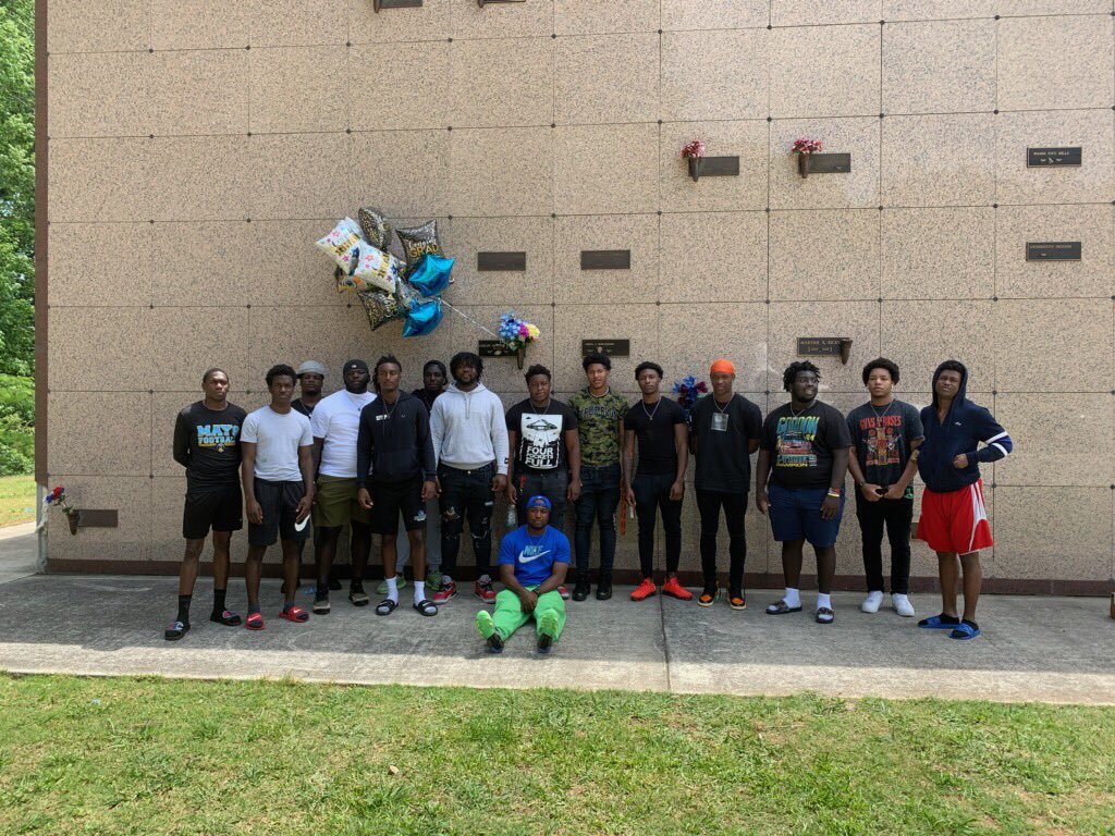 Coach Francis tweet media