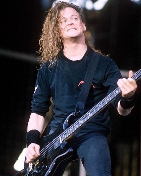 Happy Birthday to former Metallica Bassist Jason Newsted. He turns 58 today. 