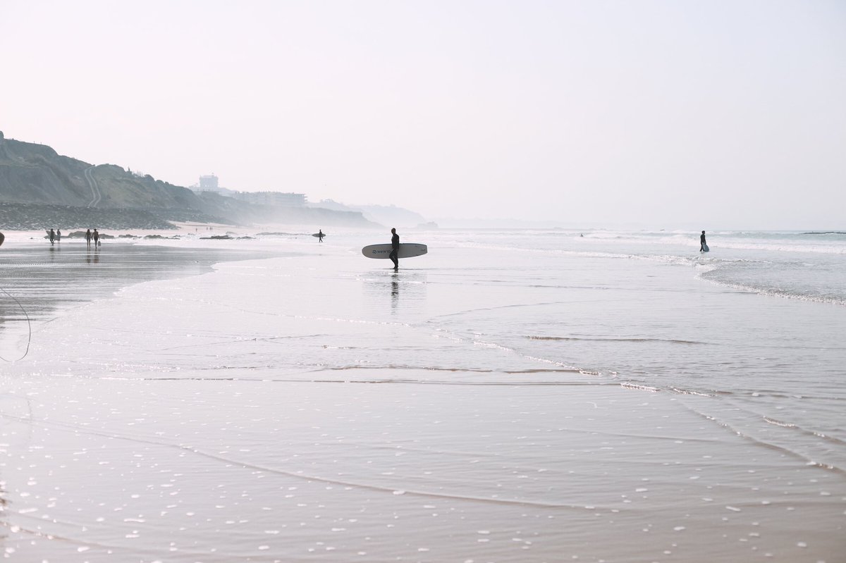 #JeudiPhoto Cette lumière sur la Côte des Basques 🤍

#biarritz #ocean #paysbasque