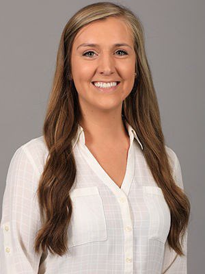 UNCG_AT's tweet photo. Today we recognize our last GA for #NATM2021. Maggie McDonald joined us in the fall of 2019. Maggie joined us from Michigan State and works directly with @UNCGSoftball . Thank you for all you do to keep our @uncgspartans Student-Athletes competing! https://t.co/eNCZkSBxZT