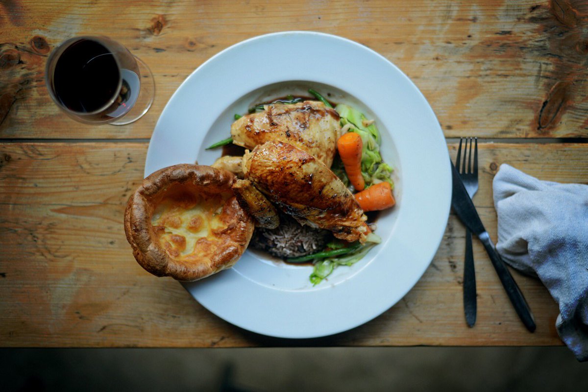 Hello guys, hope you’re doing well. We’ve just launched a Sunday roast delivery service around southeast London, and people seem to be really liking it. Details on bustermantis.com ✌🏽