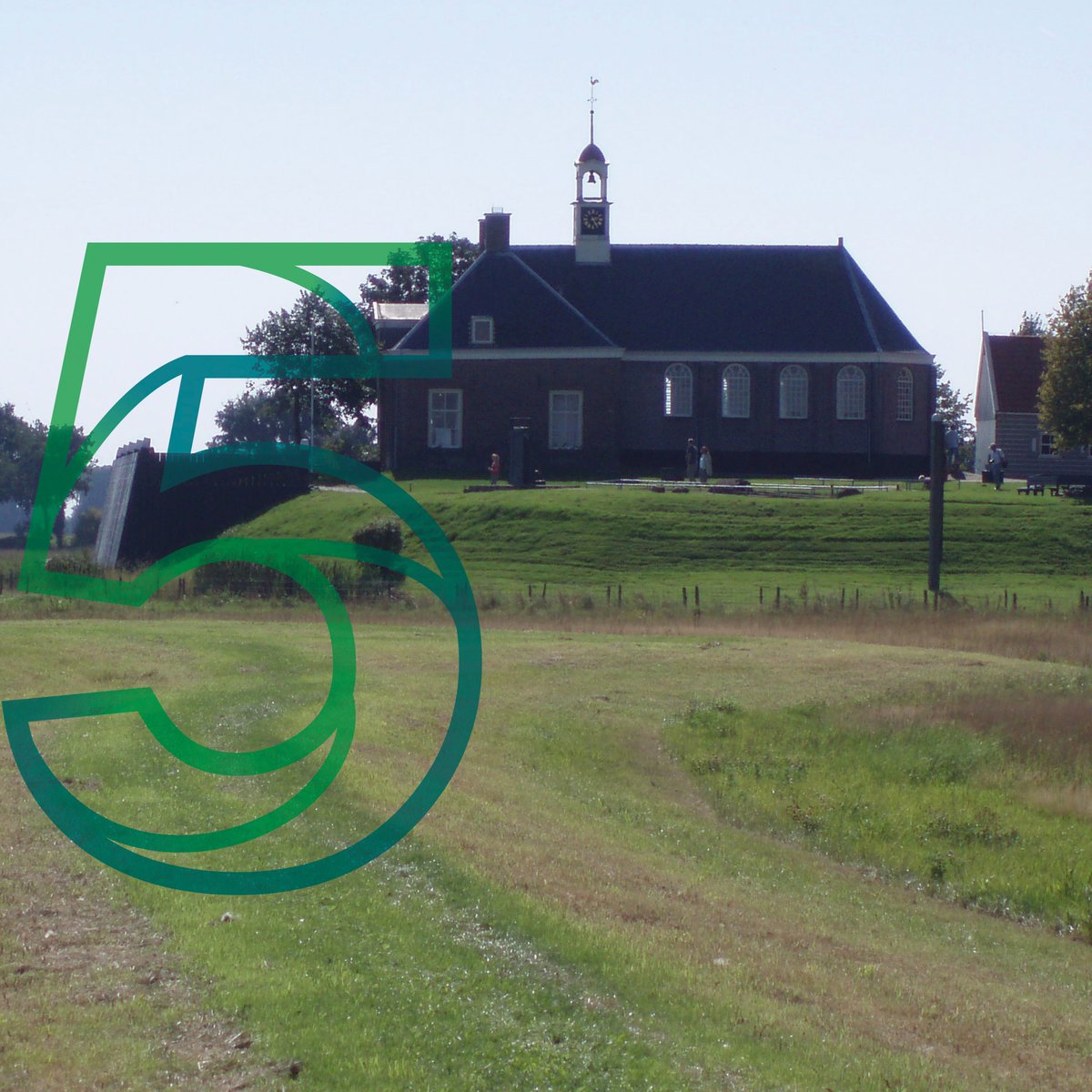 De Middelbuurt was een van de woonkernen op het voormalige eiland Schokland. Op de Middelbuurt is sinds 1948 Museum Schokland gevestigd en waar eens de zee tekeerging, kan nu gewandeld worden. In de natte graslanden leven weidevogels en amfibieën. schokland.nl/toen-nu-25-jaa…